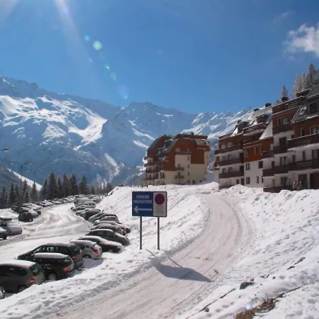 Apartment Cosy Pour 3 Pers, 200m Des Pistes, Le Pleynet - Fr-1-557a-51 La Ferriere (Isere)